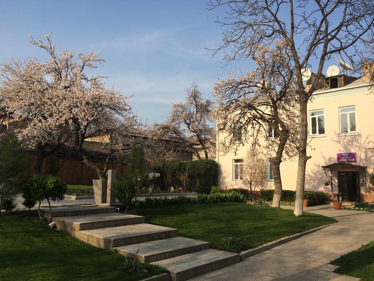 Armon Apart Hotel Khujand Exterior foto
